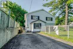 13 BROOKLYNE ROAD | Cambridge Ontario | Slide Image Two