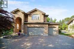 112 DIRKSEN COURT | Kitchener Ontario | Slide Image One