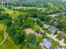 10 WOODMERE COURT | Toronto Ontario | Slide Image Fourteen