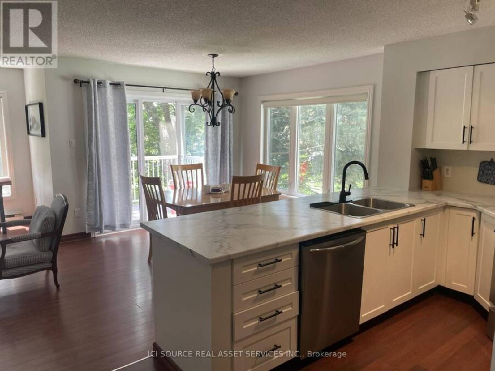 97 - 18 RAMBLINGS WAY, Collingwood, Ontario L9Y 5C6
