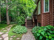 68 ALANA DRIVE | Barrie Ontario | Slide Image Four