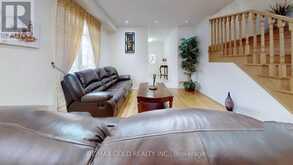 18 KAWANA ROAD | Brampton Ontario | Slide Image Six