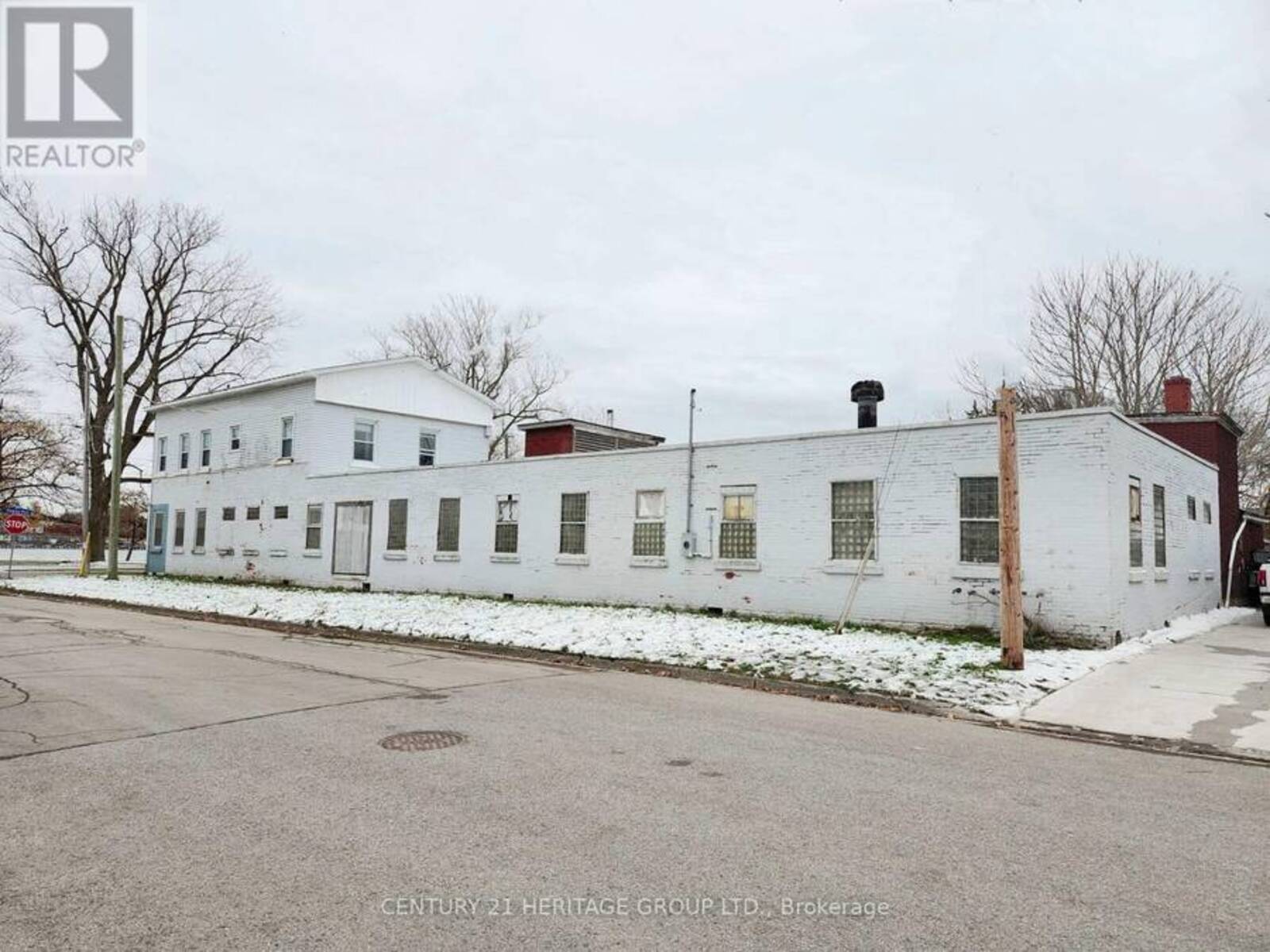 203 NIAGARA BOULEVARD, Fort Erie, Ontario L2A 3G7