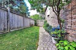 63 MISTLEFLOWER COURT | Richmond Hill Ontario | Slide Image Seventeen