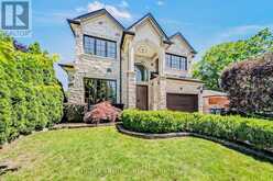 484 AVONWOOD DRIVE | Mississauga Ontario | Slide Image One