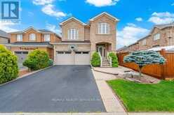 19 THORNBUSH BOULEVARD | Brampton Ontario | Slide Image Two