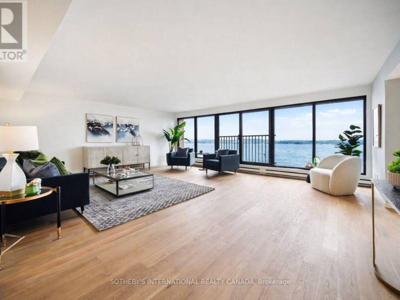 1110 - 65 HARBOUR SQUARE, Toronto, Ontario M5J 2L4