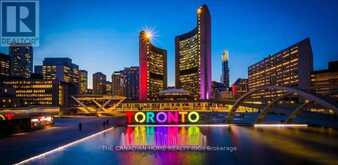 1605 - 21 ICEBOAT TERRACE | Toronto Ontario | Slide Image Three