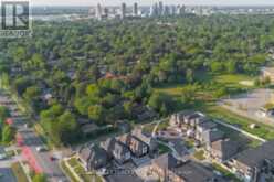 3B NORBURY CRESCENT | Toronto Ontario | Slide Image Forty-three