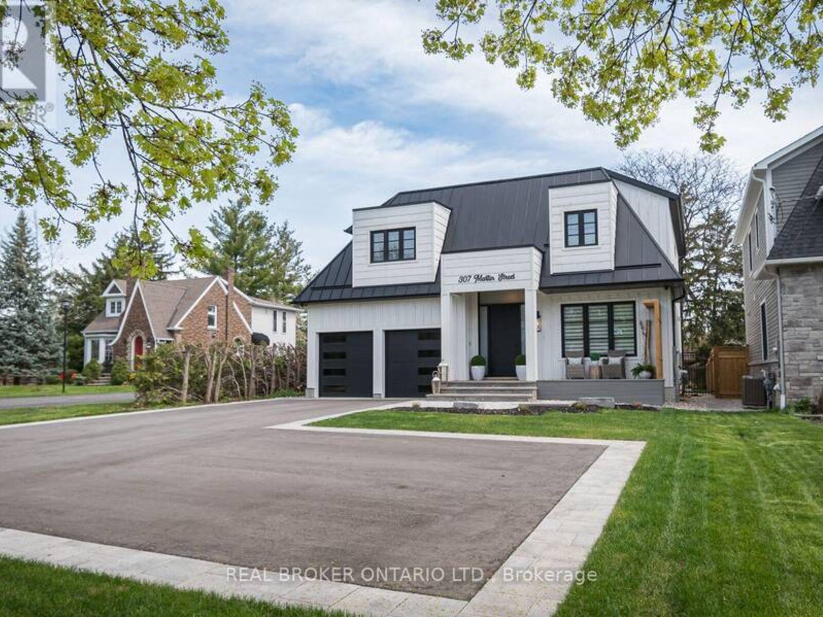 307 MARTIN STREET, Milton, Ontario L9T 2R7