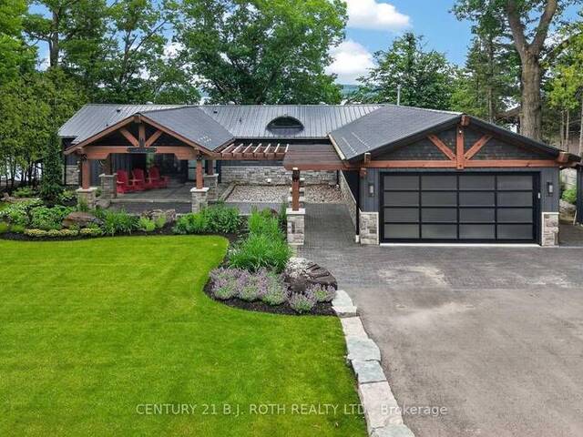 9 BARRIE TERRACE Barrie Ontario, L4M 1E8 - 4 Bedrooms Waterfront Home For sale