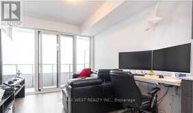 5111 - 30 SHORE BREEZE DRIVE | Toronto Ontario | Slide Image Ten