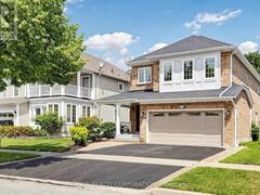11 DAVEY STREET Ajax Ontario, L1Z 1K8