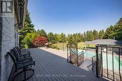 14 ALM COURT | Aurora Ontario | Slide Image Ten