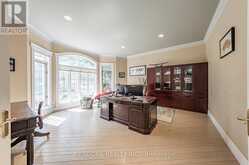 14 ALM COURT | Aurora Ontario | Slide Image Seventeen