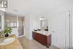 5 LEITH DRIVE | Bradford West Gwillimbury Ontario | Slide Image Thirty