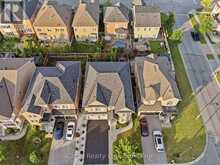 5 LEITH DRIVE | Bradford West Gwillimbury Ontario | Slide Image Forty-four