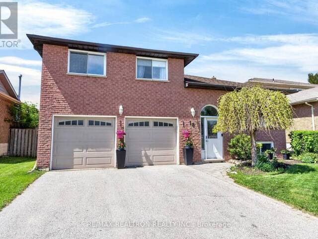 18 CASTILLE CRESCENT Georgina Ontario, L4P 3L4 - 3 Bedrooms Home For Sale