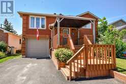 10 PALLING LANE | Barrie Ontario | Slide Image Two