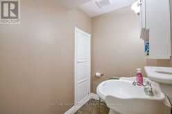 10 PALLING LANE | Barrie Ontario | Slide Image Forty-eight