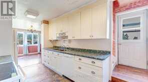 350 PERTH STREET | Mount Forest Ontario | Slide Image Nine
