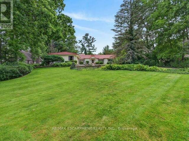 230 MORRISON ROAD Oakville Ontario, L6J 4J4 - 3 Bedrooms Home For Sale
