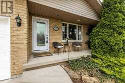 62 SPADARA DRIVE | Hamilton Ontario | Slide Image Four