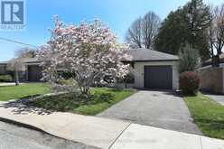 33 STAG HILL DRIVE | Toronto Ontario | Slide Image Two