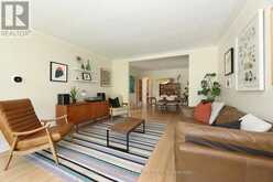 33 STAG HILL DRIVE | Toronto Ontario | Slide Image Nine