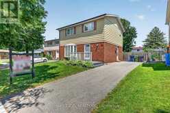 26 LIGHTHALL CRESCENT | Toronto Ontario | Slide Image Two