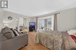 26 LIGHTHALL CRESCENT | Toronto Ontario | Slide Image Nine