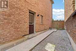 26 FANNING TRAIL | Brampton Ontario | Slide Image Thirty-five