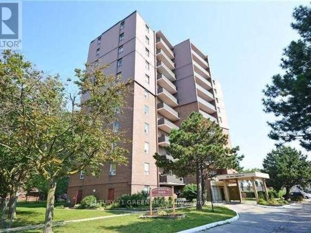 902 - 3065 QUEEN FREDERICA DRIVE Mississauga Ontario, L4Y 3A3 - 3 Bedrooms Condo For Sale