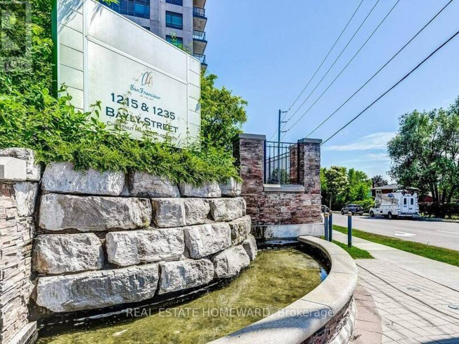 501 - 1215 BAYLY STREET, Pickering, Ontario L1W 0B4