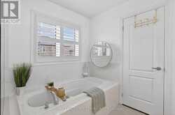 27 DREW BROWN BOULEVARD | Orangeville Ontario | Slide Image Thirty