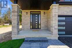 23 WOODVALLEY COURT | Hamilton Ontario | Slide Image Two