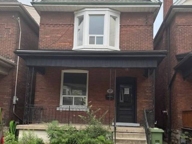 37 GLADSTONE AVENUE Hamilton Ontario, L8M 2H7 - 4 Bedrooms Home For Sale