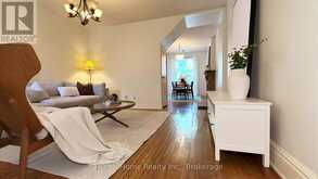 7 BADGEROW AVENUE | Toronto Ontario | Slide Image Seven