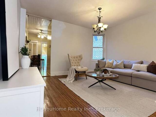 7 BADGEROW AVENUE Toronto Ontario, M4M 1T9 - 4 Bedrooms Home For Sale