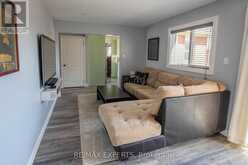 213 MELBOURNE DRIVE | Bradford West Gwillimbury Ontario | Slide Image Eight
