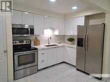 262 JOHN GARLAND BOULEVARD | Toronto Ontario | Slide Image Seven