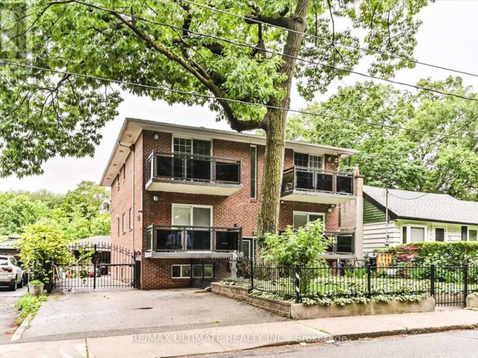 76 HILLDALE ROAD, Toronto, Ontario M6N 3Y2