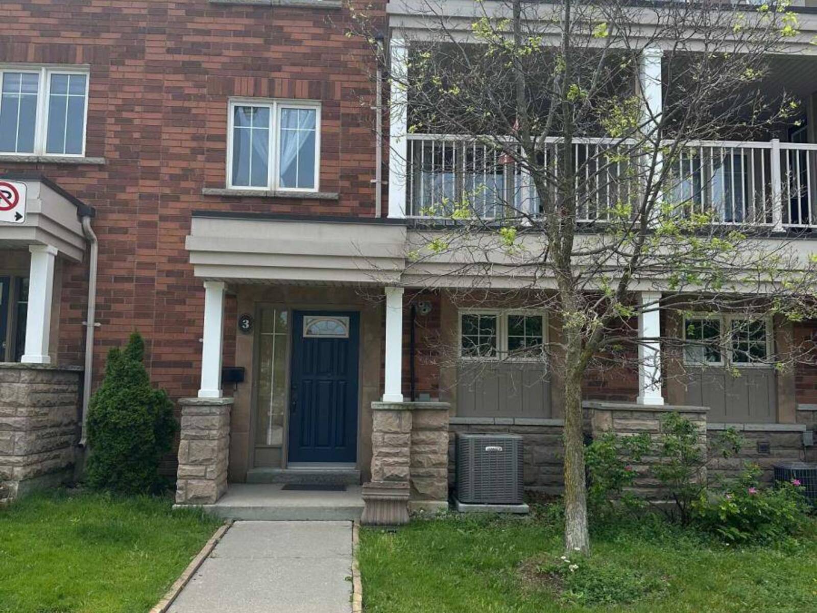 3 - 375 COOK ROAD, Toronto, Ontario M3J 3T6