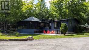 6 FIRE ROUTE 278 | North Kawartha Ontario | Slide Image Five