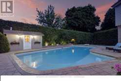 996 CRESTHAMPTON LANE | Mississauga Ontario | Slide Image Forty-four