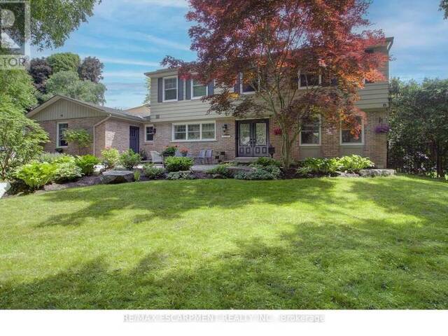 996 CRESTHAMPTON LANE Mississauga Ontario, L5H 2X1 - 5 Bedrooms Home For Sale