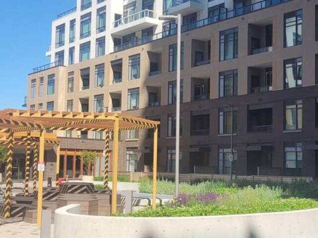 901 - 8 BEVERLEY GLEN BOULEVARD Vaughan Ontario, L4J 0L5 - 2 Bedrooms Condo For Sale