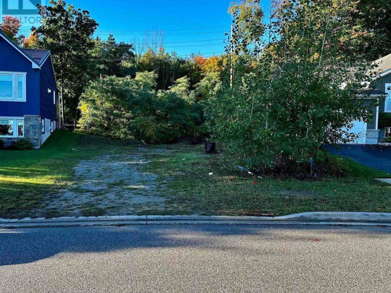 560 TAYLOR DRIVE, Midland, Ontario L4R 0E2