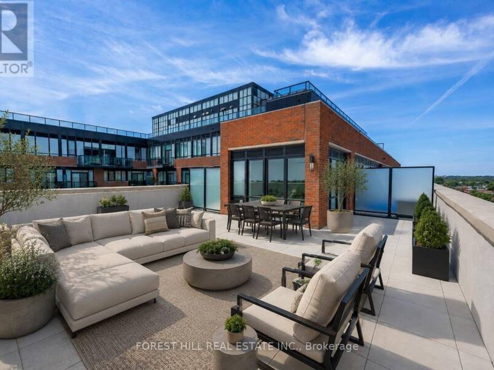 717 - 2300 ST. CLAIR AVENUE, Toronto, Ontario M6N 0B3
