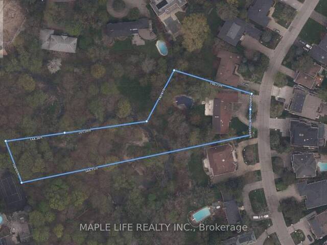 16 BRIAN CLIFF DRIVE Toronto Ontario, M3B 2G2 - 8 Bedrooms Home For Sale